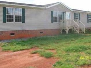 137 Cobra Dr, Forest City, NC 28043