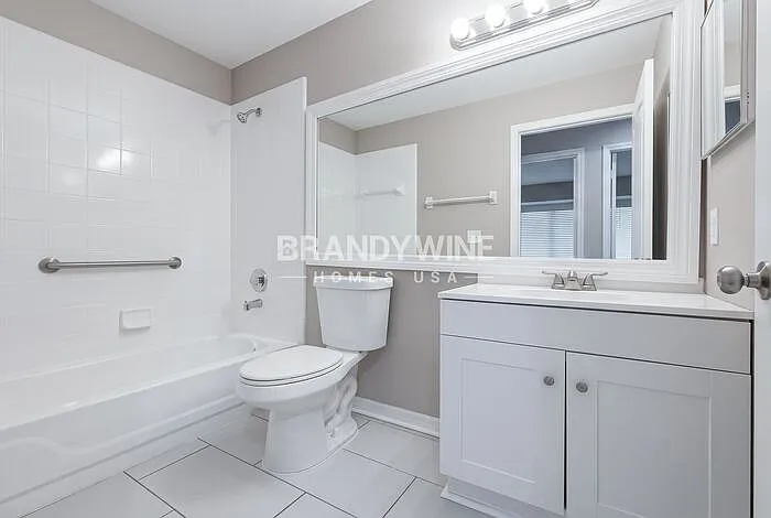 2406 S Lake Ave — Photo 15