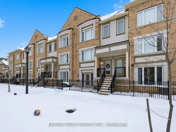 1 Beckenrose Ct #144, Brampton, ON L6Y 6G2