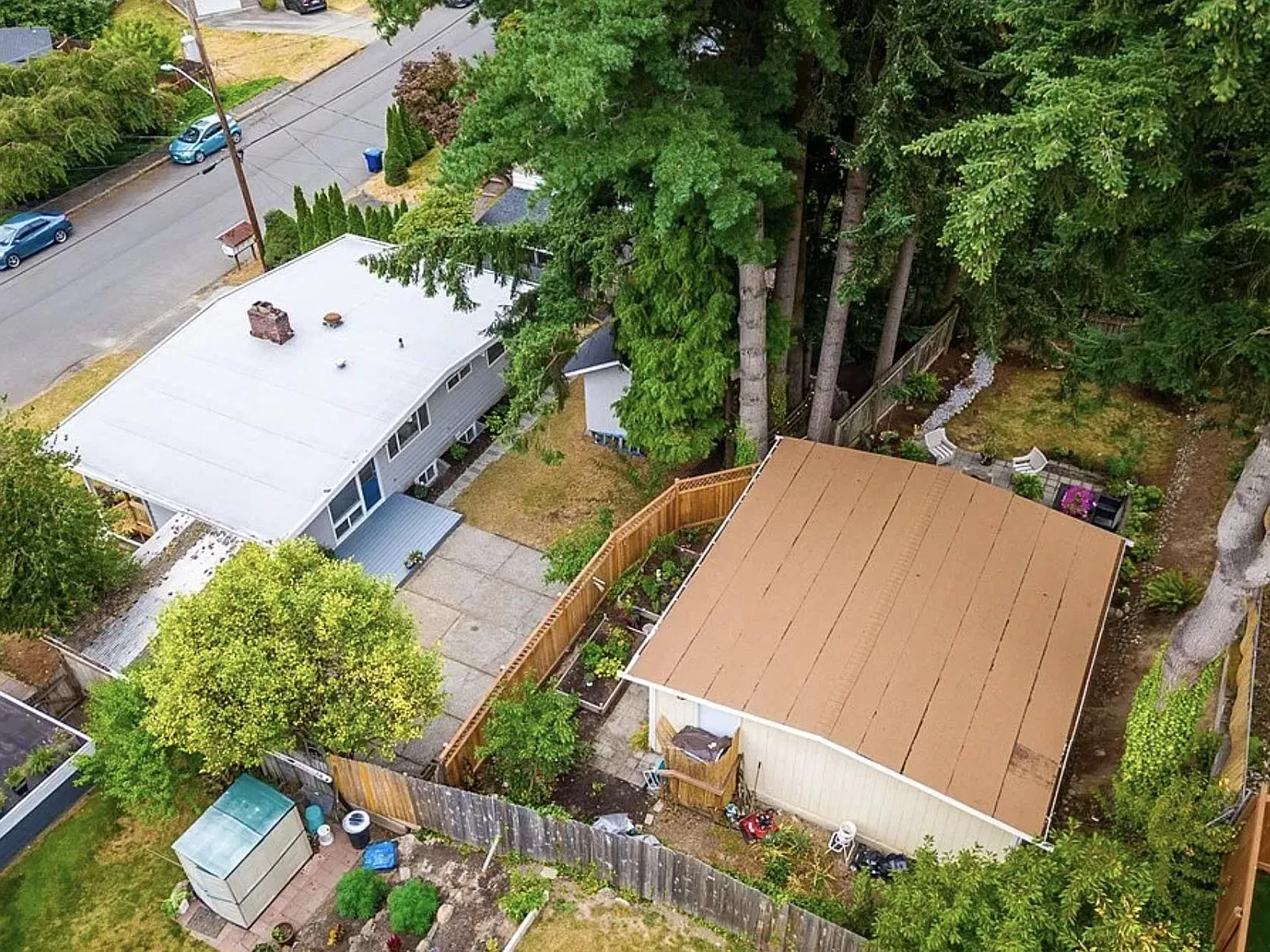 4 bed, 2000 sqft, $3,450 — Photo 3