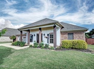 545 Westfield Dr, Pearl, MS 39208