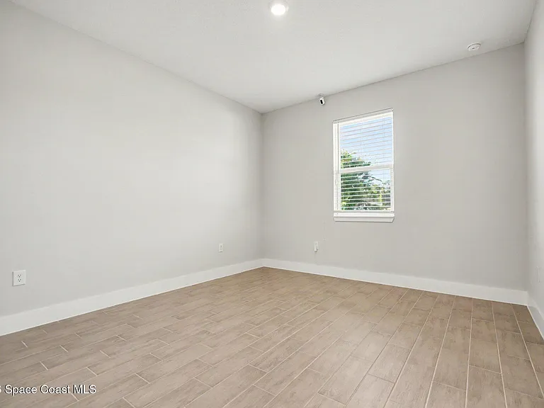 414 Caribbean St SE — Photo 16