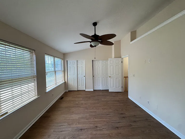 12302 Sleepy Lake Ct — Photo 18