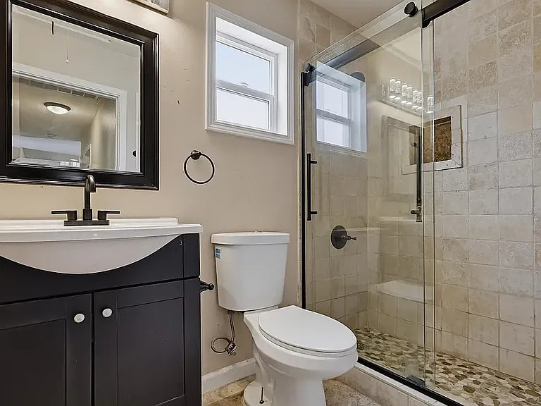465 Meadowbrook Dr — Photo 37