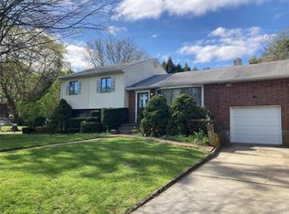 16 Upper Drive, Huntington, NY 11743