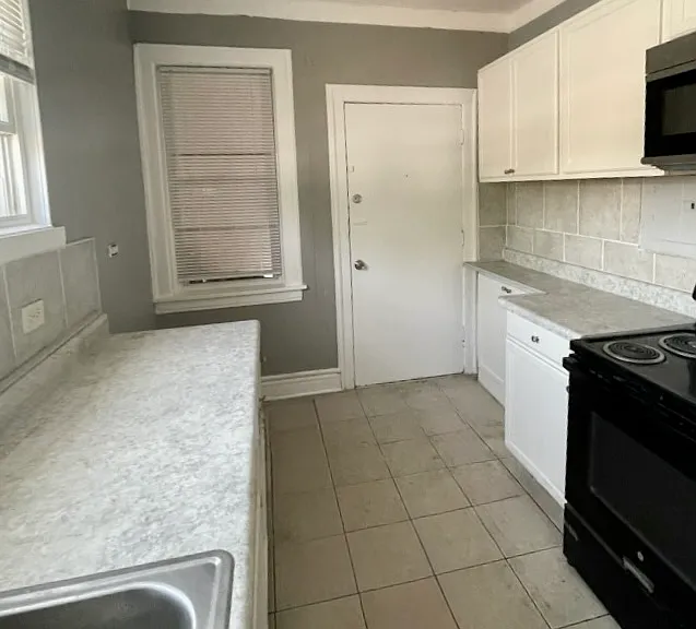 8226 S Marshfield Ave #3 — Photo 4