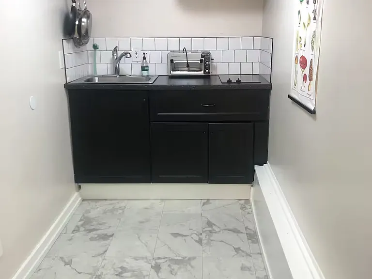 Lower level kitchenette