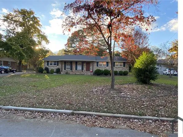 6519 Sheri Dr NW, Huntsville, AL 35806