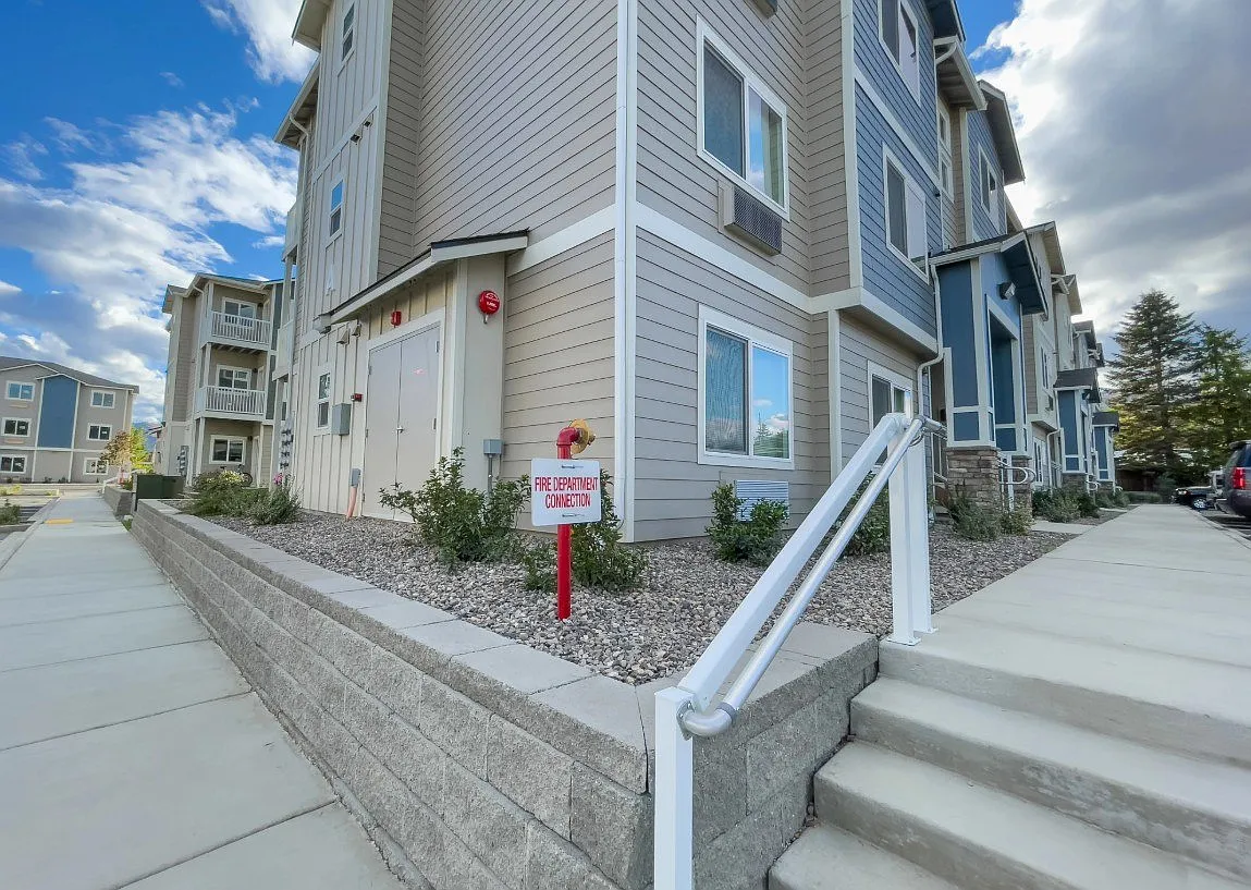 Deer Haven Apartments — Photo 3