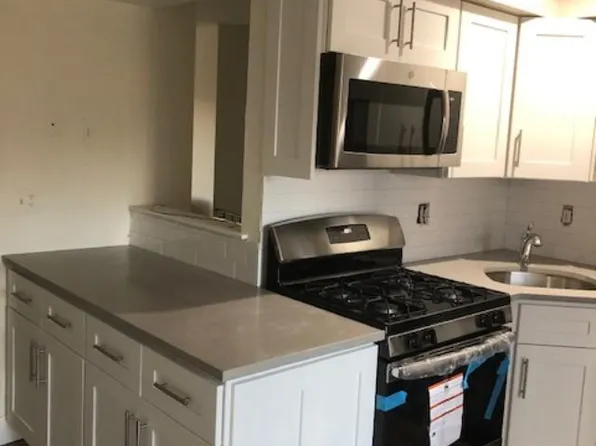 188 Evergreen Rd, Edison, NJ 08837