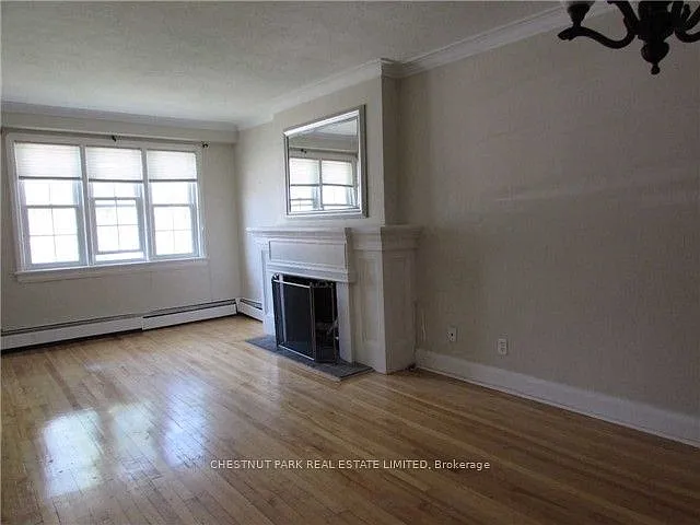 143 Glenvale Blvd — Photo 3
