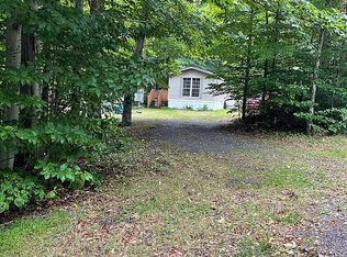 452 Stock Farm Rd, Lake Ariel, PA 18436