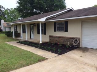 202 Claymore Ct, Dothan, AL 36301