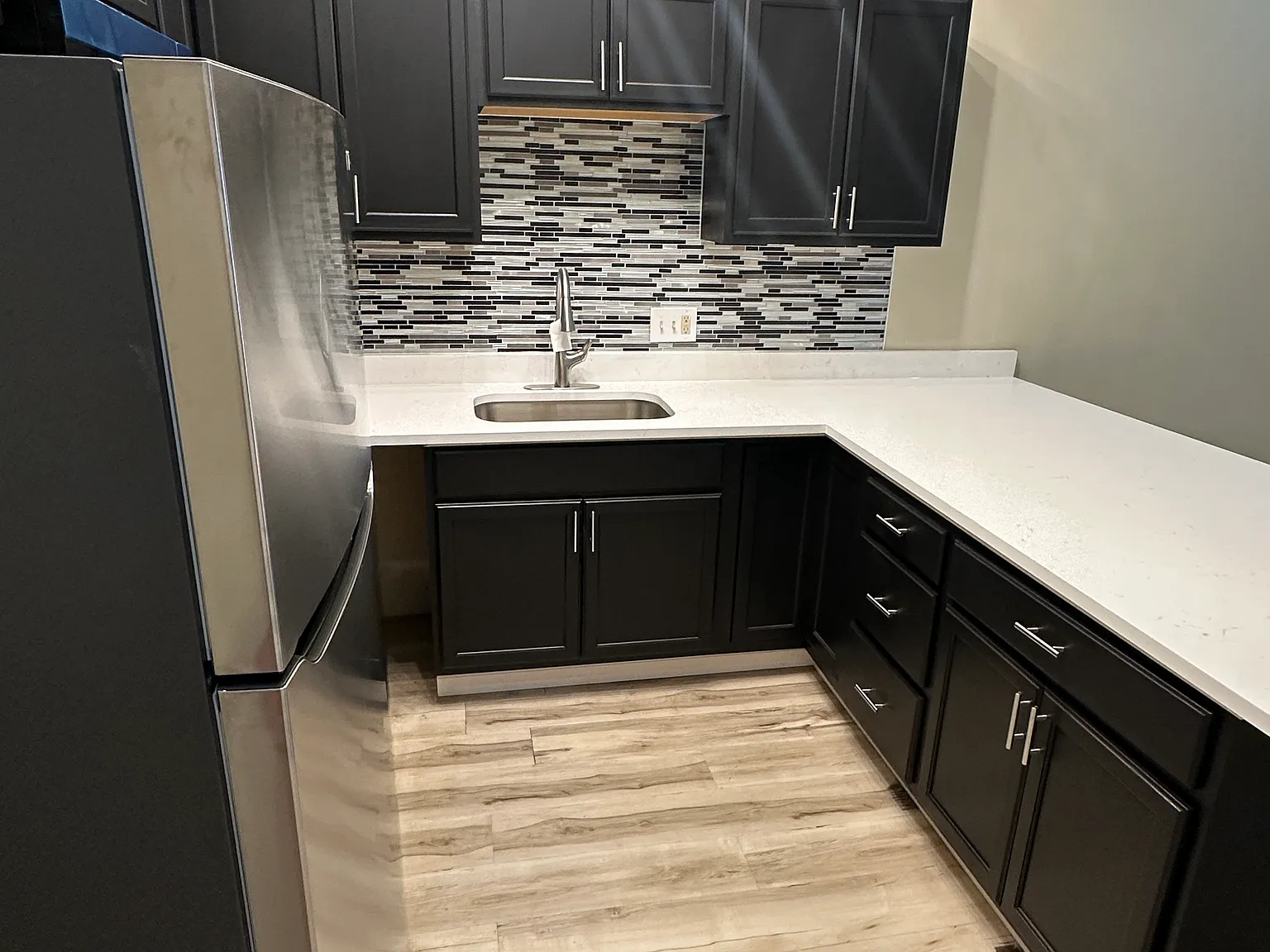 3 bed, 1600 sqft, $2,150 — Photo 3