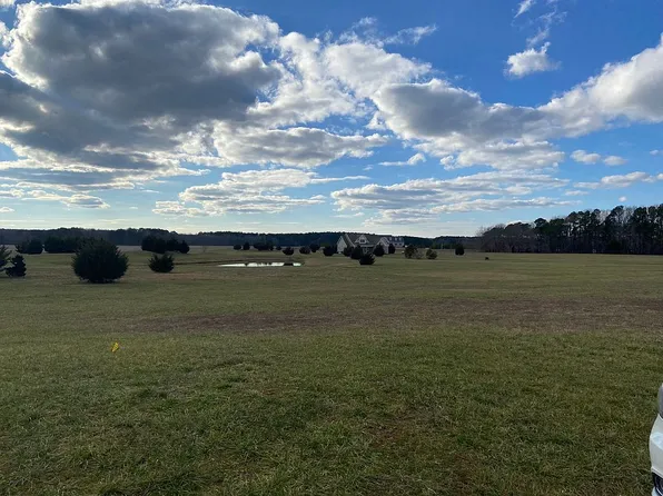 8235 Sea Biscuit Rd, Snow Hill, MD 21863
