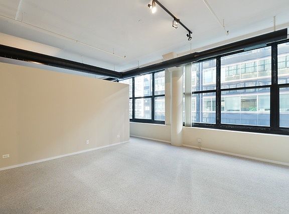 2nd image of 130 S Canal St APT 610