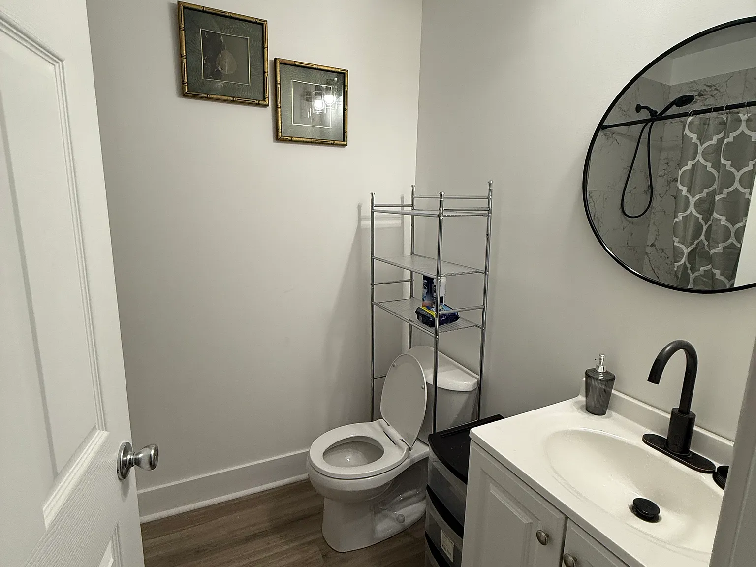 1 bed, 1600 sqft, $850 — Photo 3