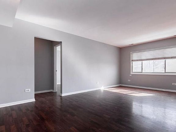 5th image of 7819 S South Shore Dr APT B3