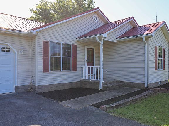 3rd image of 734 Vicksburg Estate Rd