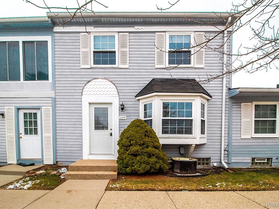 1st image of 220 Aqueduct Dr #80