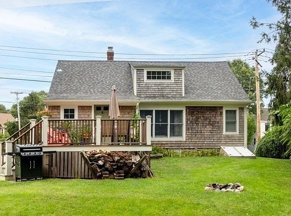 3rd image of 180 Main St