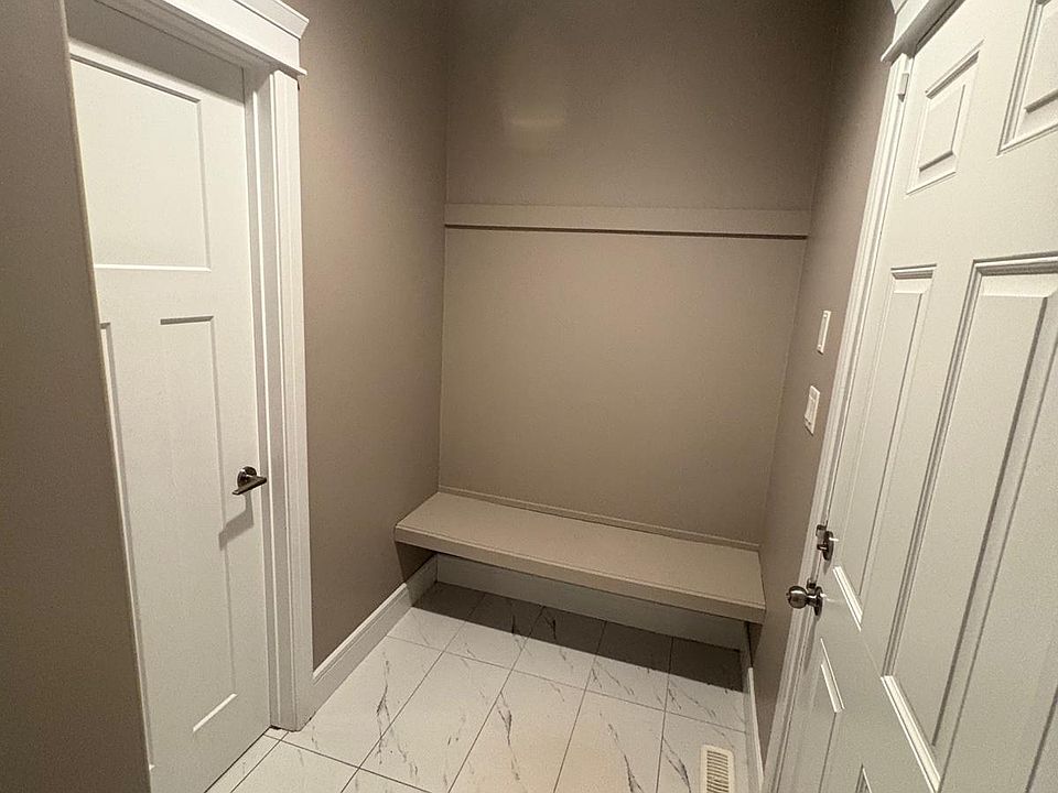 1st image of 8577 Cushing Pl SW