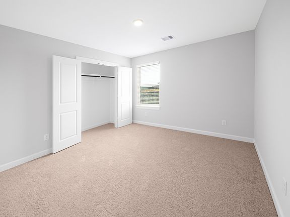 3rd image of 6286 Wedgewood Hills Dr
