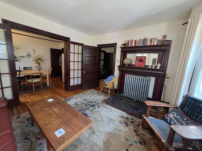 27 Stone Ave #1 — Photo 7