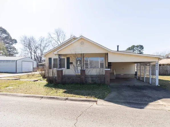 1711 Cline St, Clarksville, AR 72830