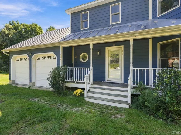 234 Salisbury Turnpike, Rhinebeck, NY 12572
