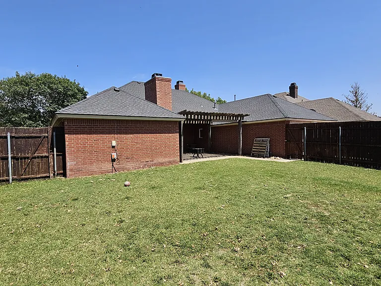 10306 York Ave — Photo 118