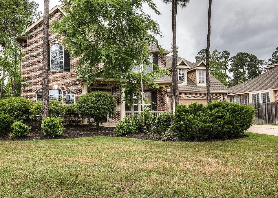 1st image of 7 Petal Park Pl