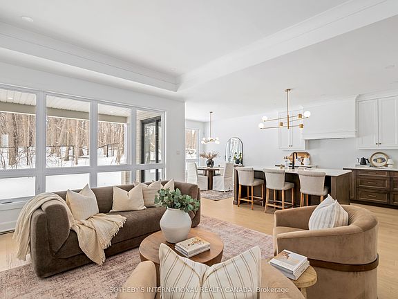 5th image of 1339 Cranbrook Rd