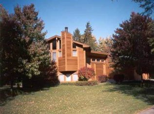 7824 Adams St, Darien, IL 60561