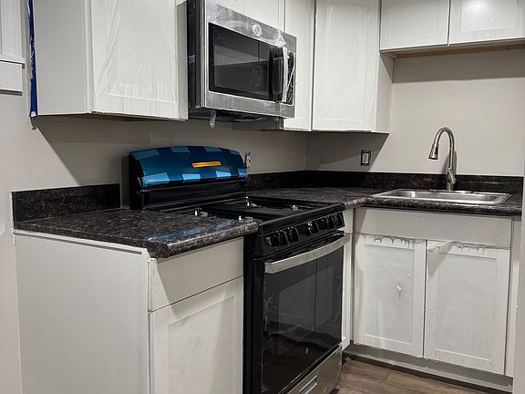 2nd image of 148 Columbus Ave #B1