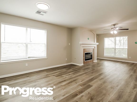 5th image of 1835 Kaitlyn Dr