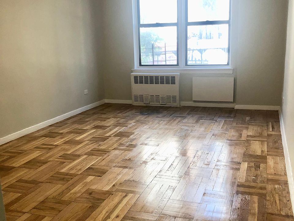 2nd image of 2640 Marion Ave