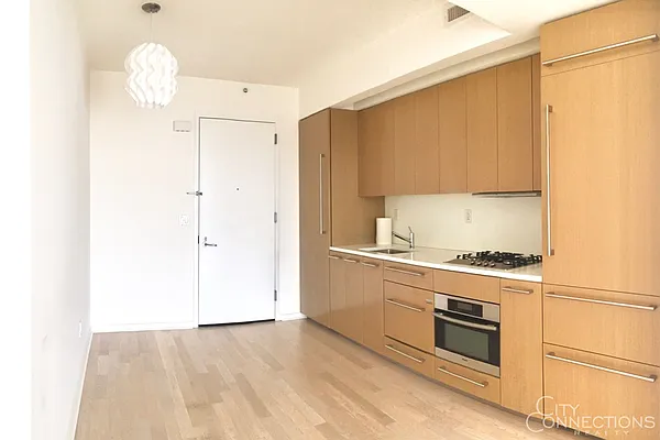 Rented by City Connections Realty | media 13