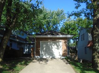 2821 NW 4th St, Blue Springs, MO 64014