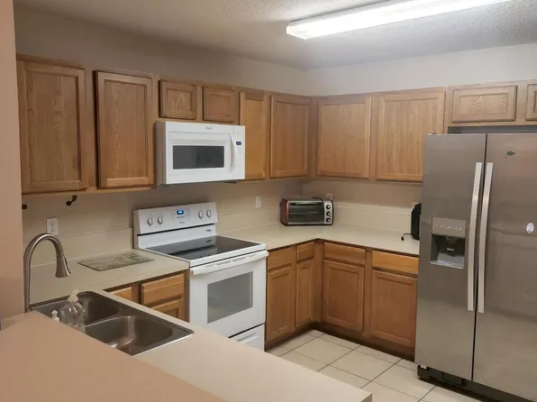 3671 KIRKPATRICK Circle #10, Jacksonville, FL 32210