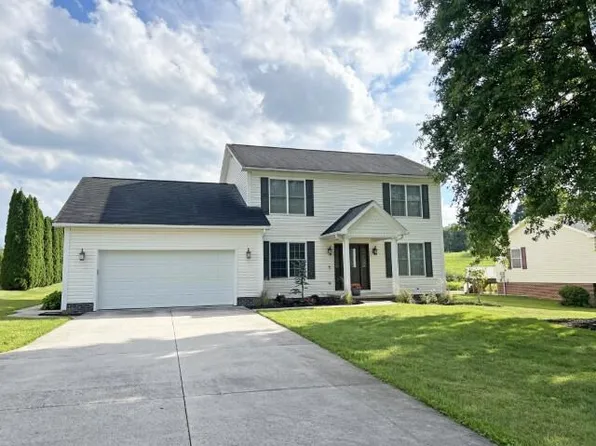 246 Oakridge Dr, Johnstown, PA 15904