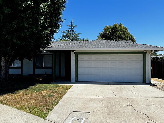2nd image of 1521 La Cresenta Ct