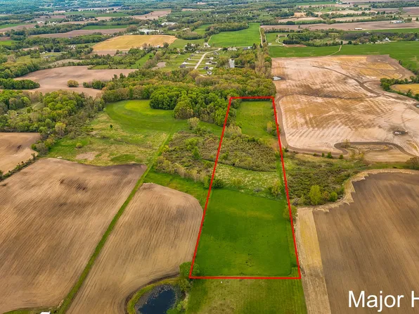 142nd Ave, Dorr, MI 49323