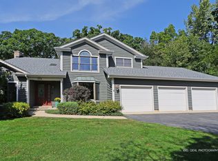 117 Stone Marsh Ln, North Barrington, IL
