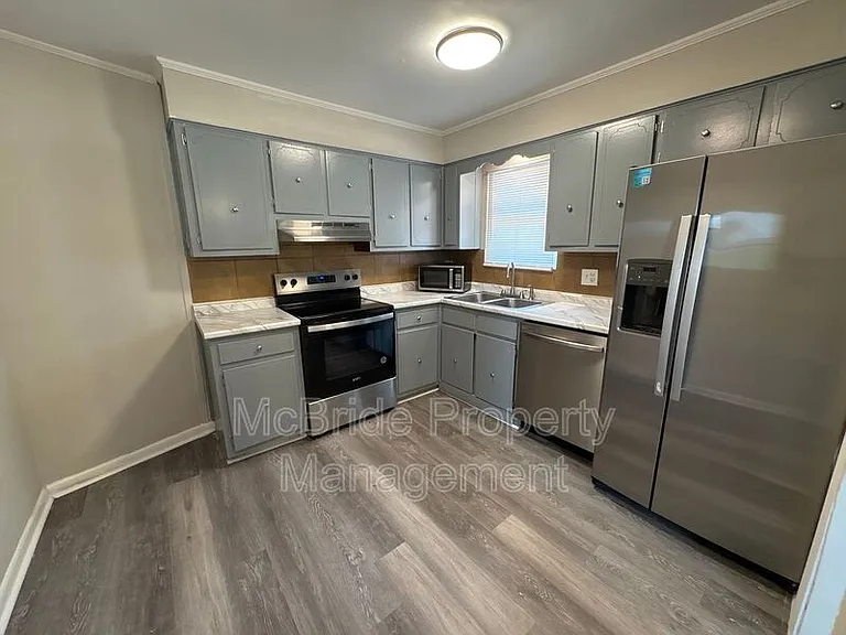 2941 Rollingwood Dr — Photo 5