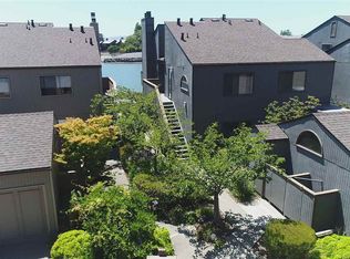 1367 Crown Dr, Alameda, CA 94501