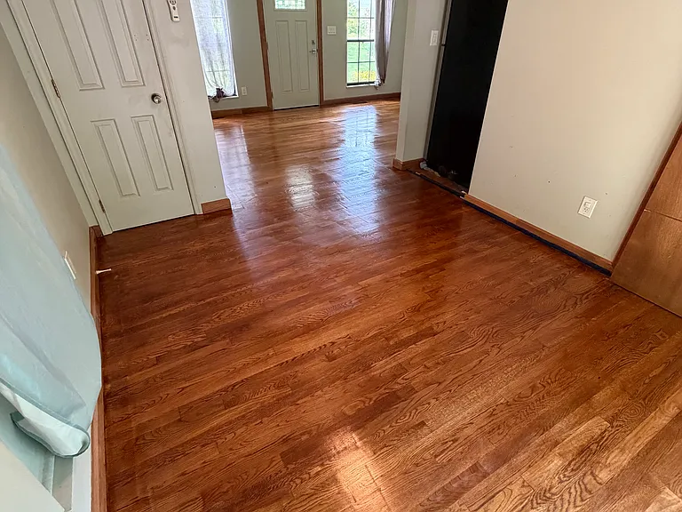 1712 Woodrow Dr — Photo 3