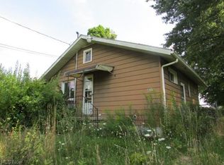 4519 Newcomer Rd, Stow, OH 44224