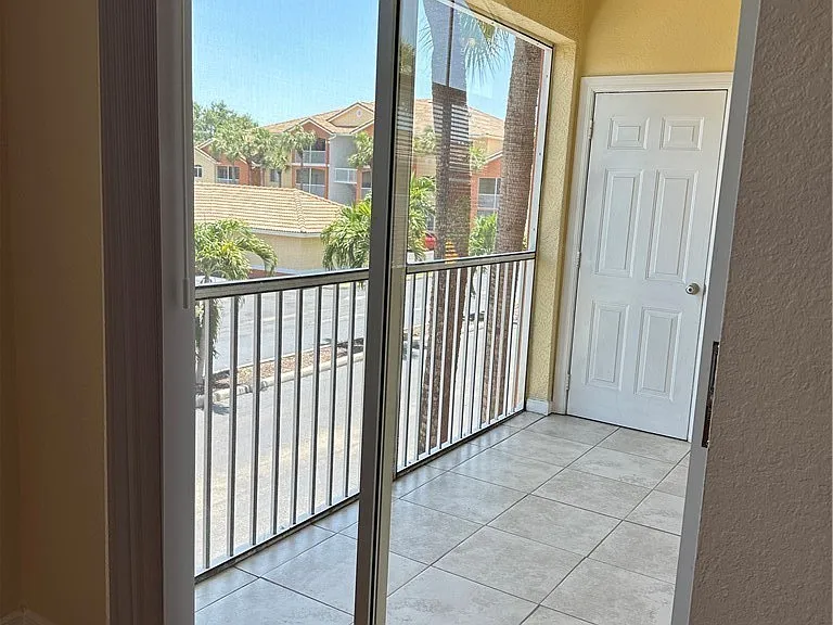 6361 Aragon Way #208 — Photo 35