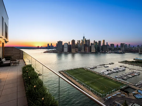 50 Bridge Park Drive image 18 of 20